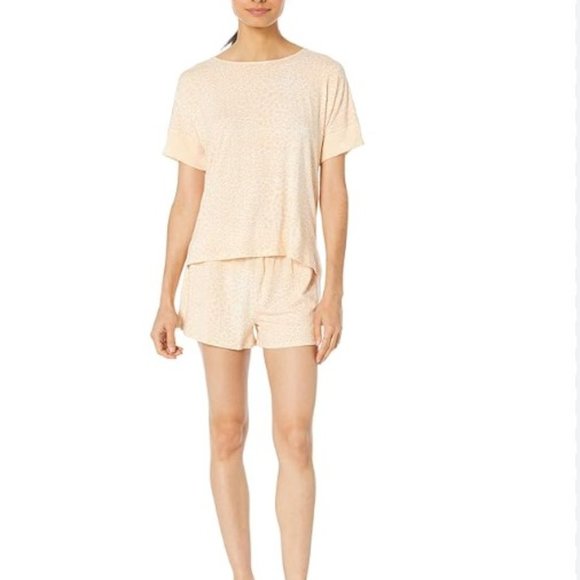 Splendid Leopard Tee & Shorts Pajama Set - Picture 4 of 4